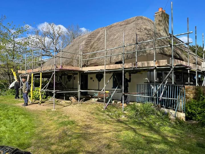 Thatched roof renewal at The Hermitage, Hanwell